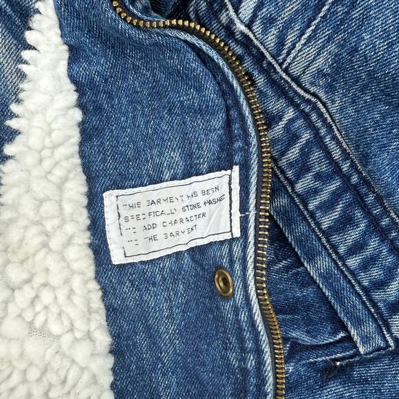 Vintage Weathered Blues Sherpa Lined Denim Jacket - Small - Picture 8 of 14
